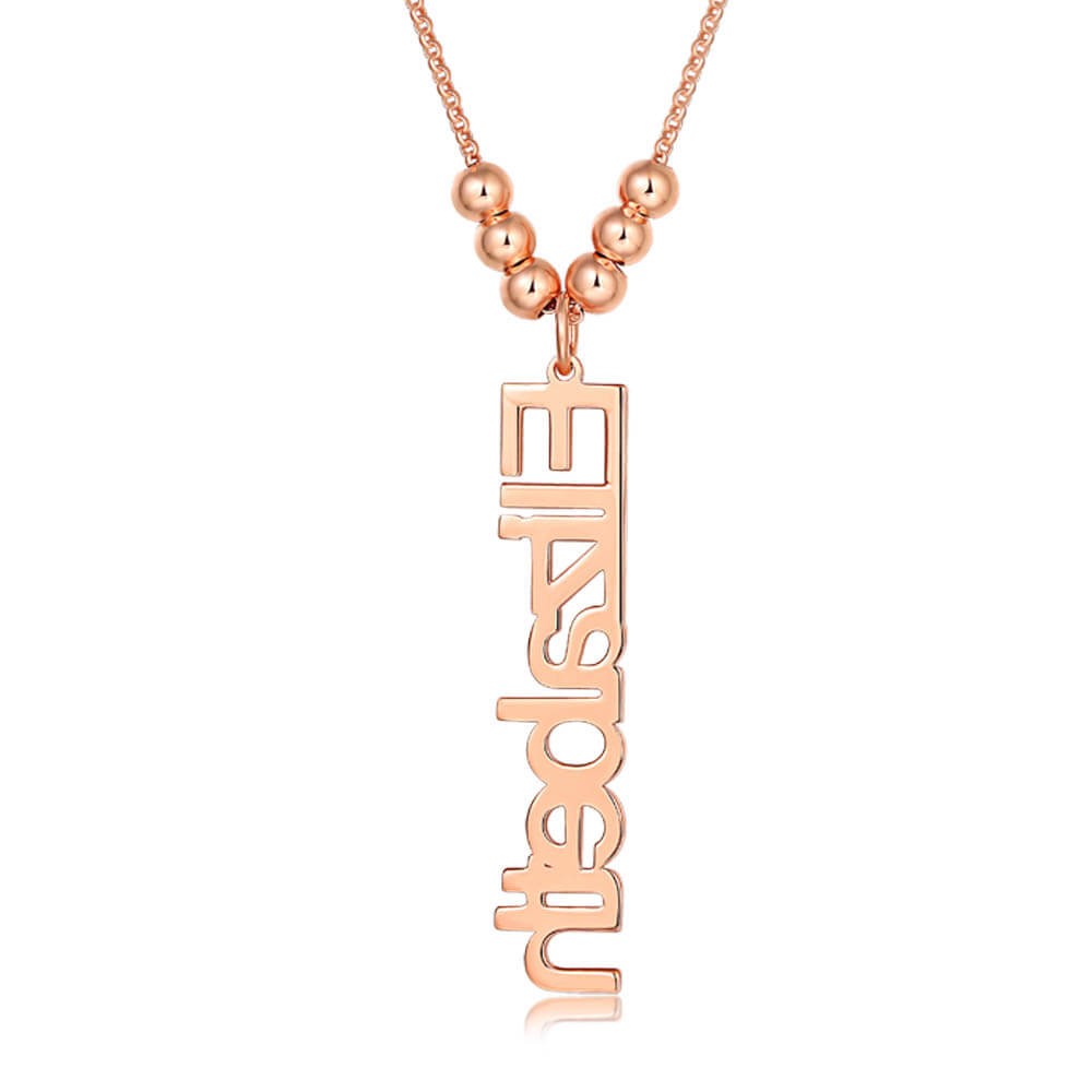 Collar con nombre vertical personalizado chapado en oro rosa de 18 quilates con 1-4 colgantes con nombre